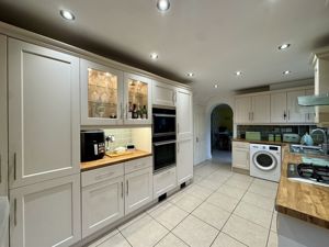 Photo 8- click for photo gallery